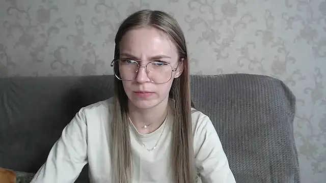 HitGyrl's Live XXX Chat