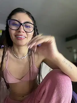 Stormi_thのライブXXXチャット