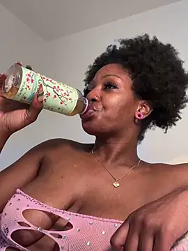 Chat XXX ao vivo de mochamimi