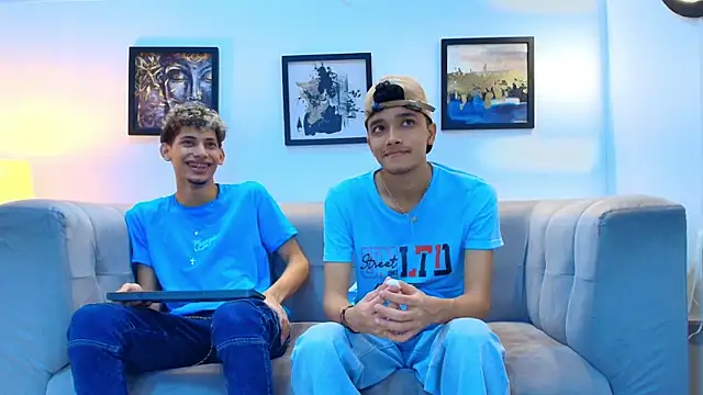 แชท XXX สดของ YOUNG_BOYS_HELL