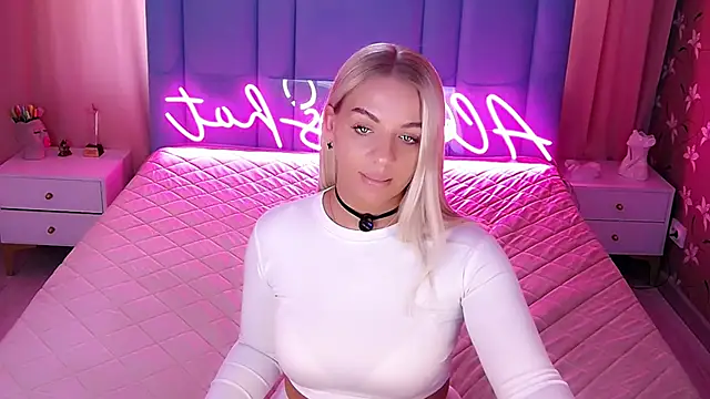 Chatroom XXX en direct de AllwaysHotJ