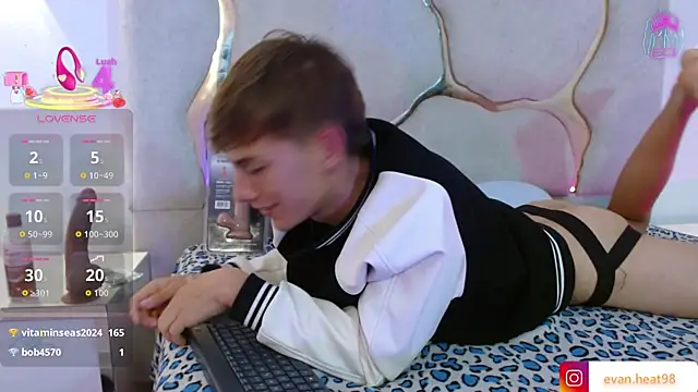 Chat XXX ao vivo de EVAN_TAY