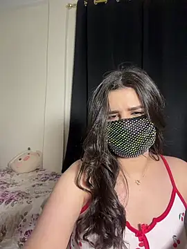 GLAMOURk Adlı Modelin Canlı XXX Sohbeti