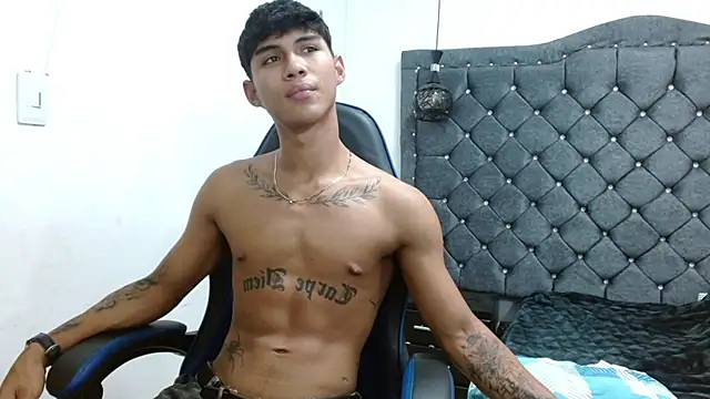 Show Webcam de luka_big18