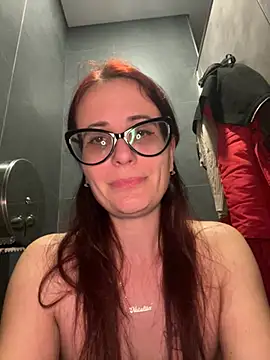 NataKitten Chat XXX in diretta