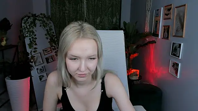 MaoqiBeverly Chat XXX in diretta