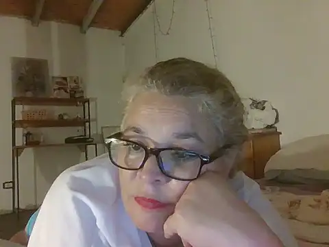 momismilf544 Chat XXX live