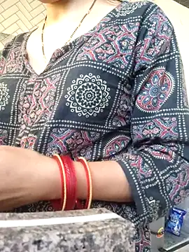 Saishaa Live XXX Chat