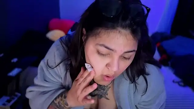 miacanela_xo's Webcam Show