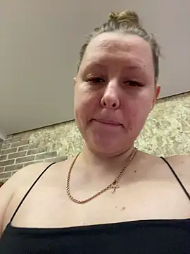 ISSexyn Live XXX chat