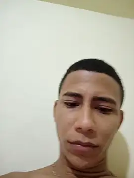 Davig4 – Naživo XXX chat