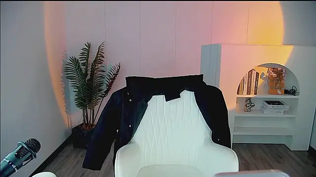 zhoulan-bbn Live XXX chat