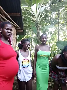 holygrail001's Webcam Show