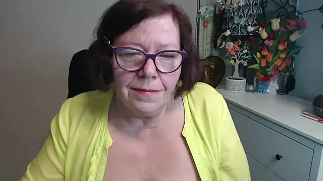 Chatroom XXX en direct de Adelewildx