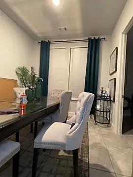 Exotic_Queen_'s Webcam Show