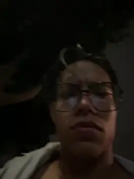 diegoand0911: διαδικτυακό σόου στην κάμερα