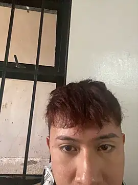 _CandyTwink_ Chat XXX in diretta