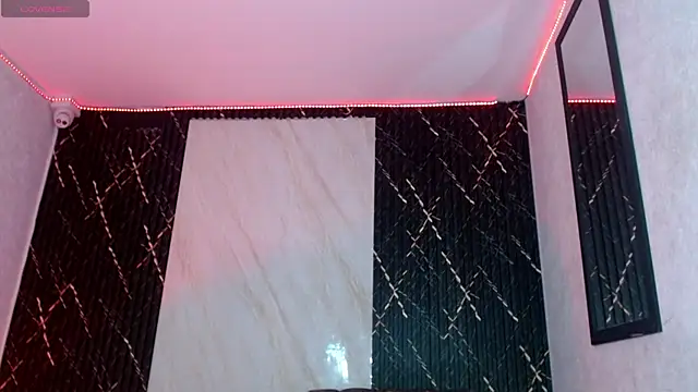 Chat XXX en directo de Everlin__Hot_