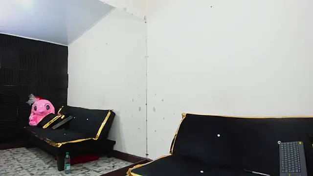 Lynn_Jones' Webcam Show