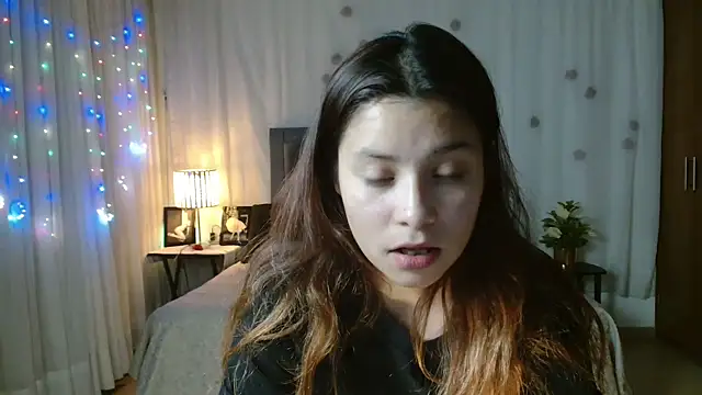 แชท XXX สดของ 3littles