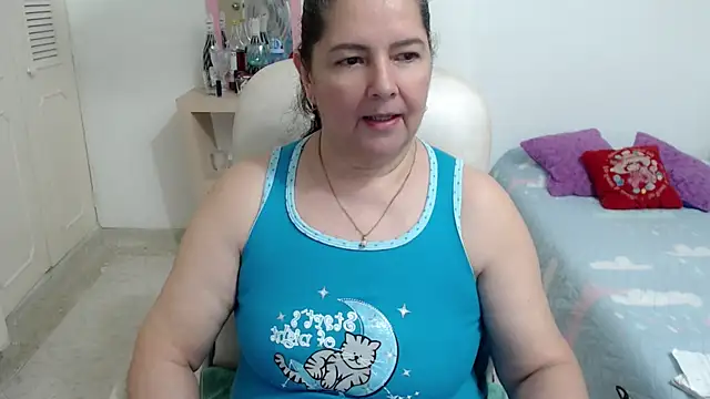 leonela_69のライブXXXチャット