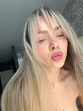 Kylie_Mystic: онлайн-секс-чат