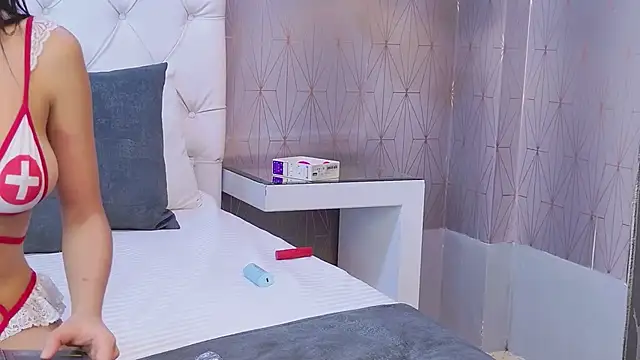 MadyAndEthanのウェブカメラショー