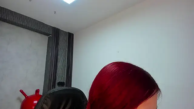 selene_red_ Chat XXX live