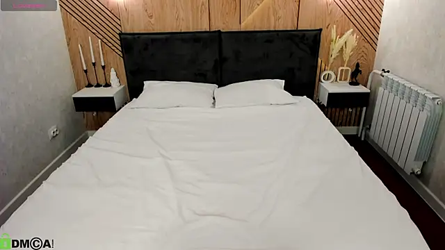 دردشة Crystal-Lace الجنسية المباشرة