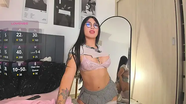 hollyprincess_2's Live XXX Chat