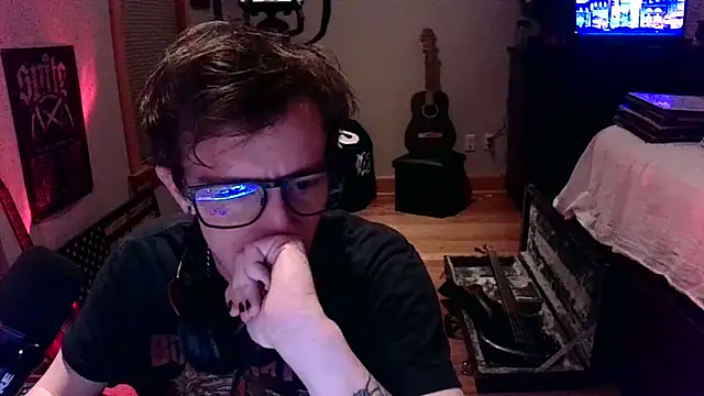 LEVIATHANX666: вебкам-шоу