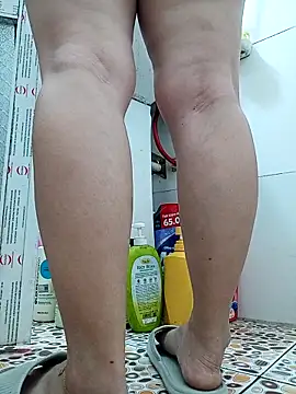 July-Asian – Naživo XXX chat