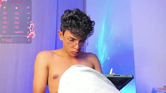 XXX chat uživo modela Maxfrost1