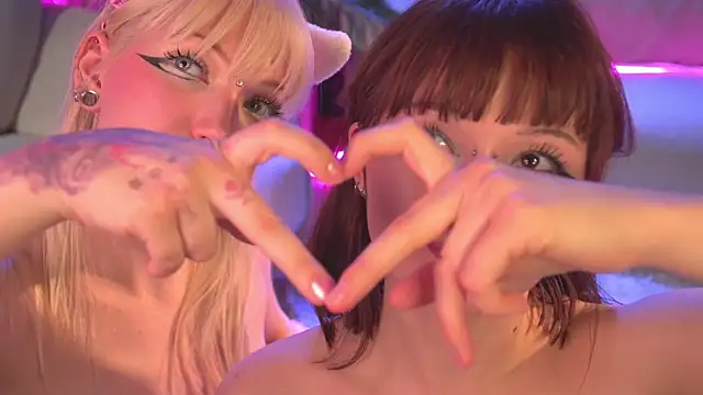 Wildneck's Live XXX Chat