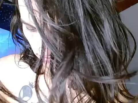 Scarlett_crastrawberry's Webcam Show