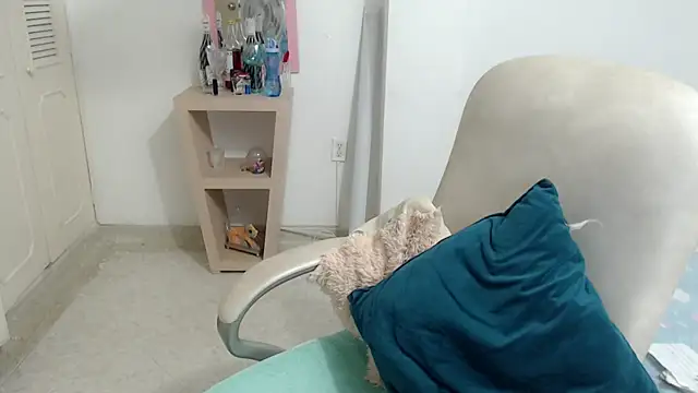 Chat XXX en directo de leonela_69