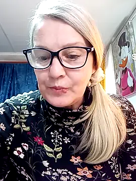 irinamaux's Live XXX Chat