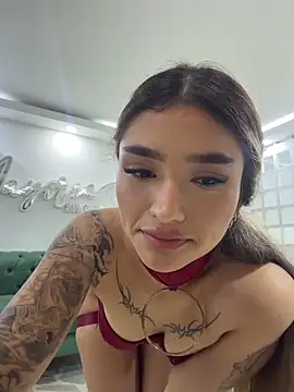 Arianavillada Chat XXX live