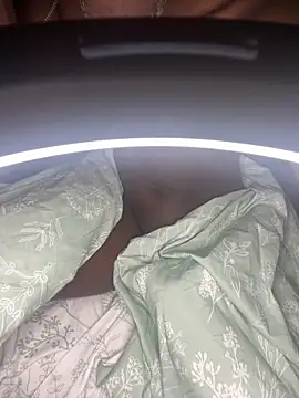 XXX chat uživo modela OneLove08