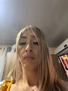 danny_1hotcute 网络视讯表演