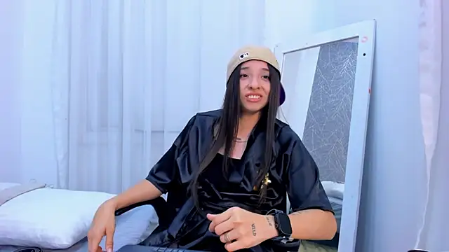 ViictoriiaSaenz's Live XXX Chat