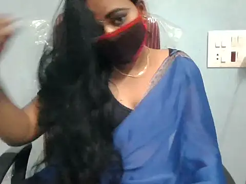 Rathi-priyaa's Webcam Show