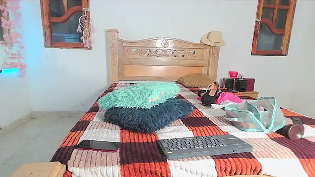 bratz_glloe's Live XXX Chat