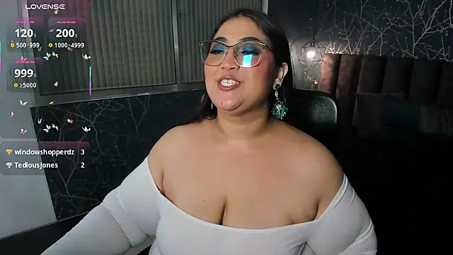 Živý XXX chat Charlottxl