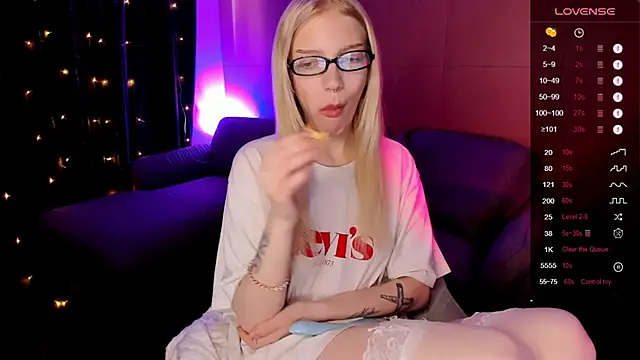 AnyaTaylor_'s Webcam Show