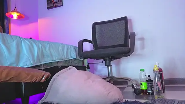 Cleo_lunaのライブXXXチャット