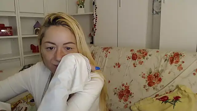 _karolynesyera_ Obrolan Langsung XXX