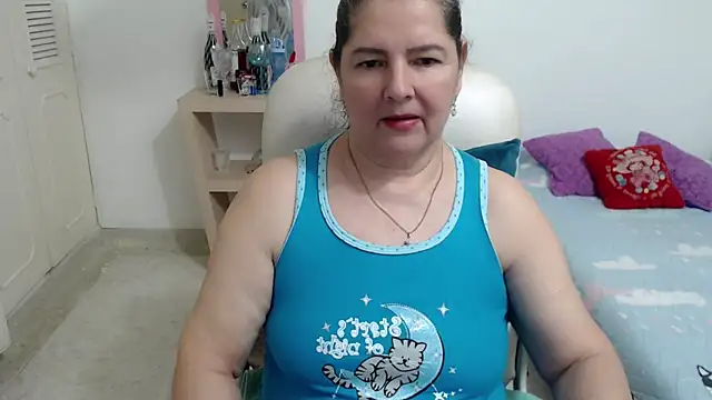 leonela_69's Live XXX Chat