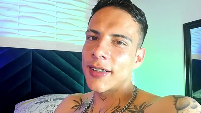 Dustin_Sonne Live XXX-Chat