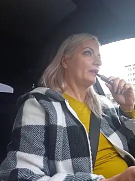 دردشة LadyTouch الجنسية المباشرة